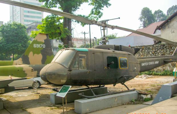 Ho Chi Minh City and Cu Chi Tunnel 2 Days