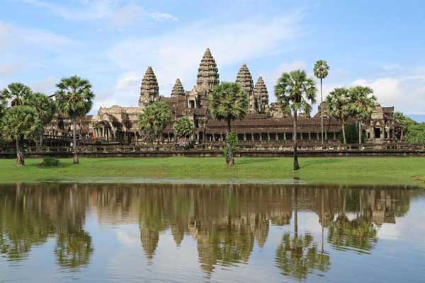 Angkor Wat & Angkor Thom Full Day With Sunset