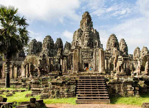 Angkor Wat & Angkor Thom Full Day With Sunset