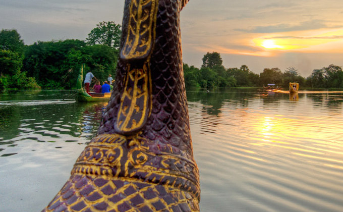 Sunset cruise along Angkor Thom ancient city, Siem Reap