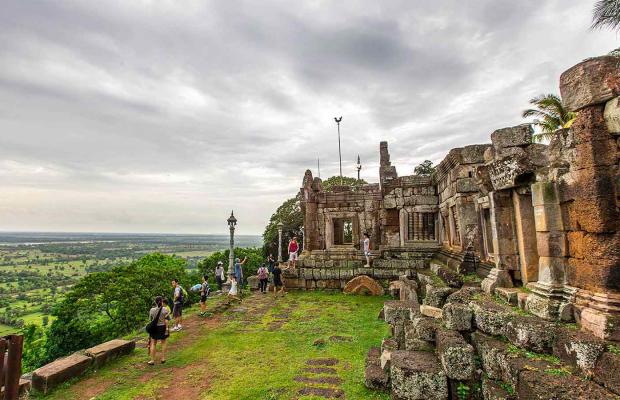 Remote jungle temples Preah Vihear, Koh Ker, Beng Mealea 3 days / 2 nights