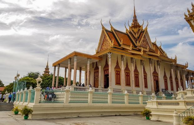Phnom Penh City and Udong 2 days