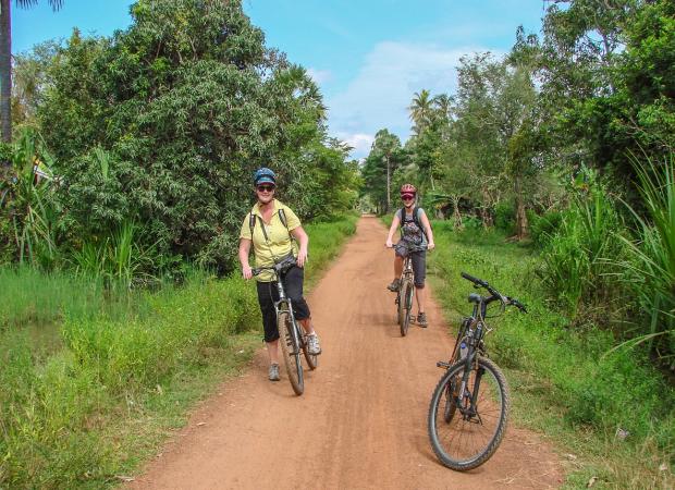 Cycling West Baray Reservoir & Siem Reap Countryside