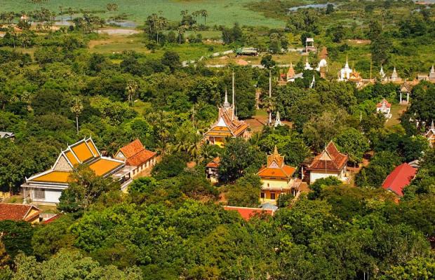 Phnom Udong Day Tour from Phnom Penh
